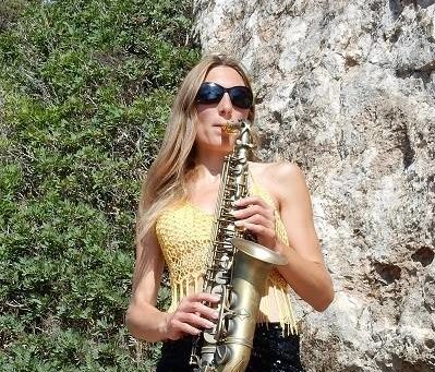 Carly | Saxophone